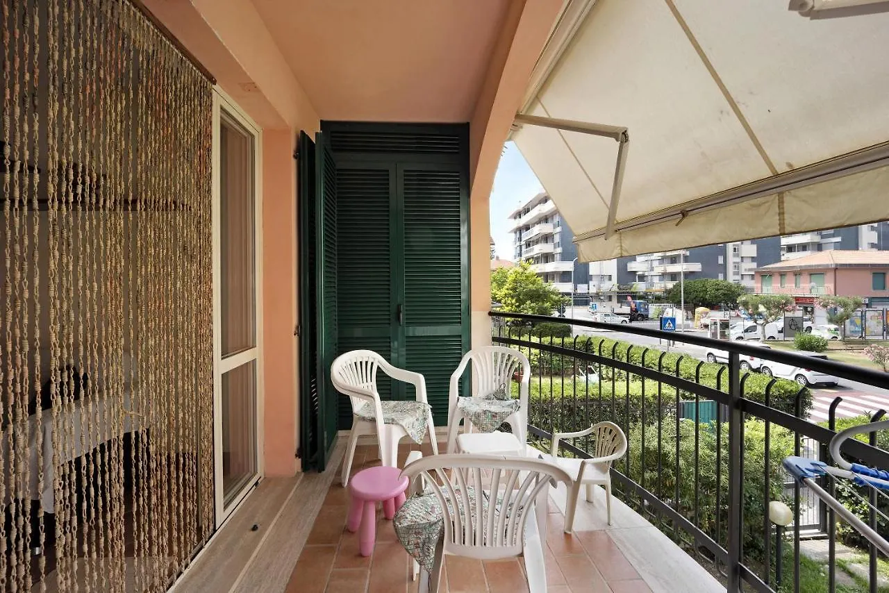 Apartment Giosy'S Home Andora Italy